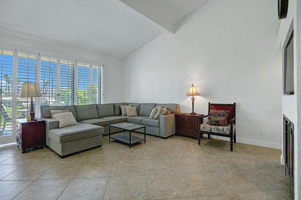 LIVING SPACE