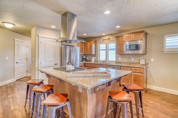 Breakfast Area with High Chairs