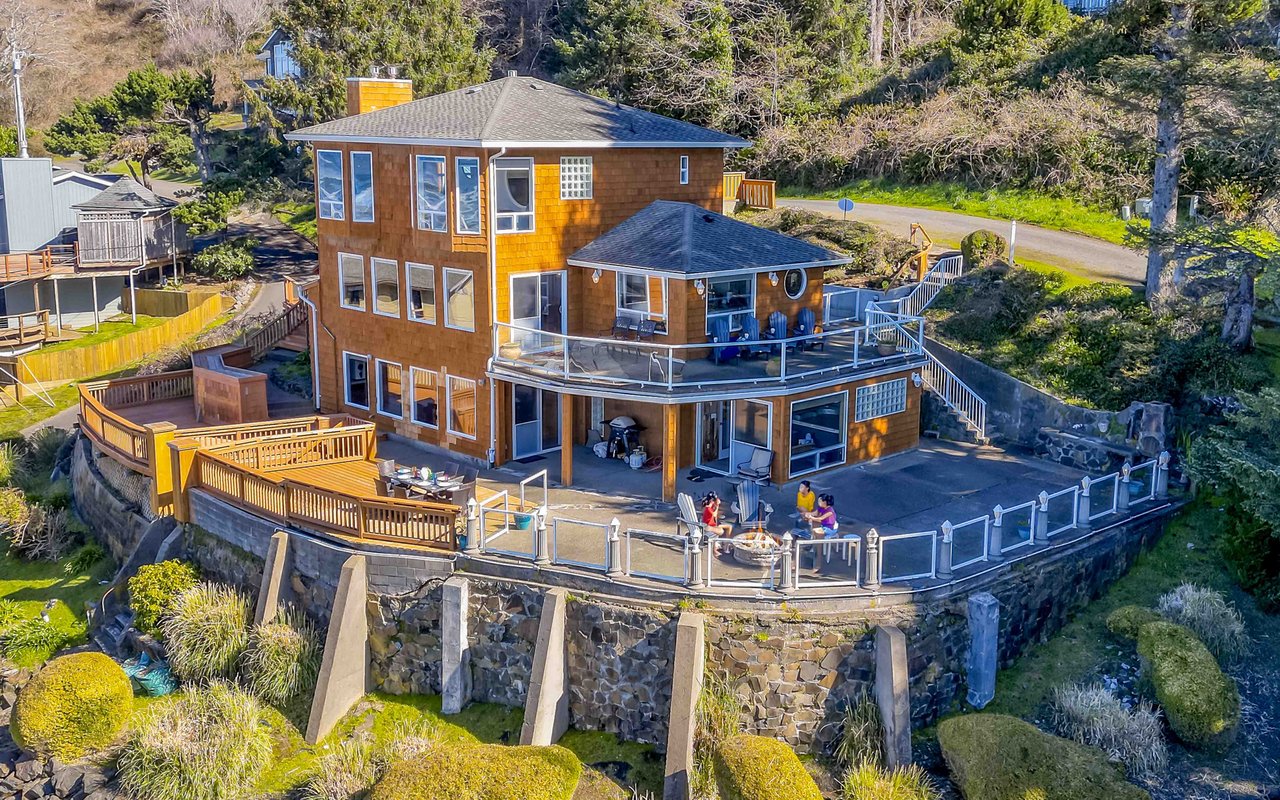 Neptune's Grand View-102