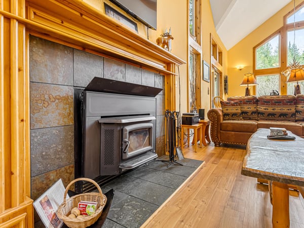 Rapid River Retreat Fireplace