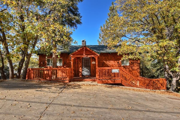 A Lodge Style Mountain Home